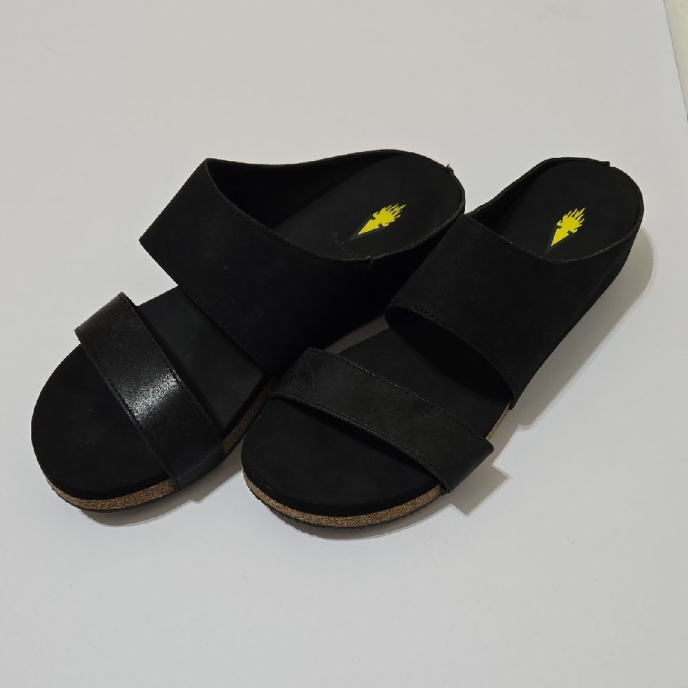Volatile Women's Campfire Wedge Sandals